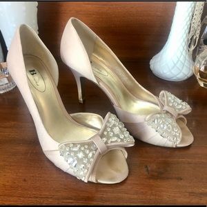 Browns bow rhinestone heels